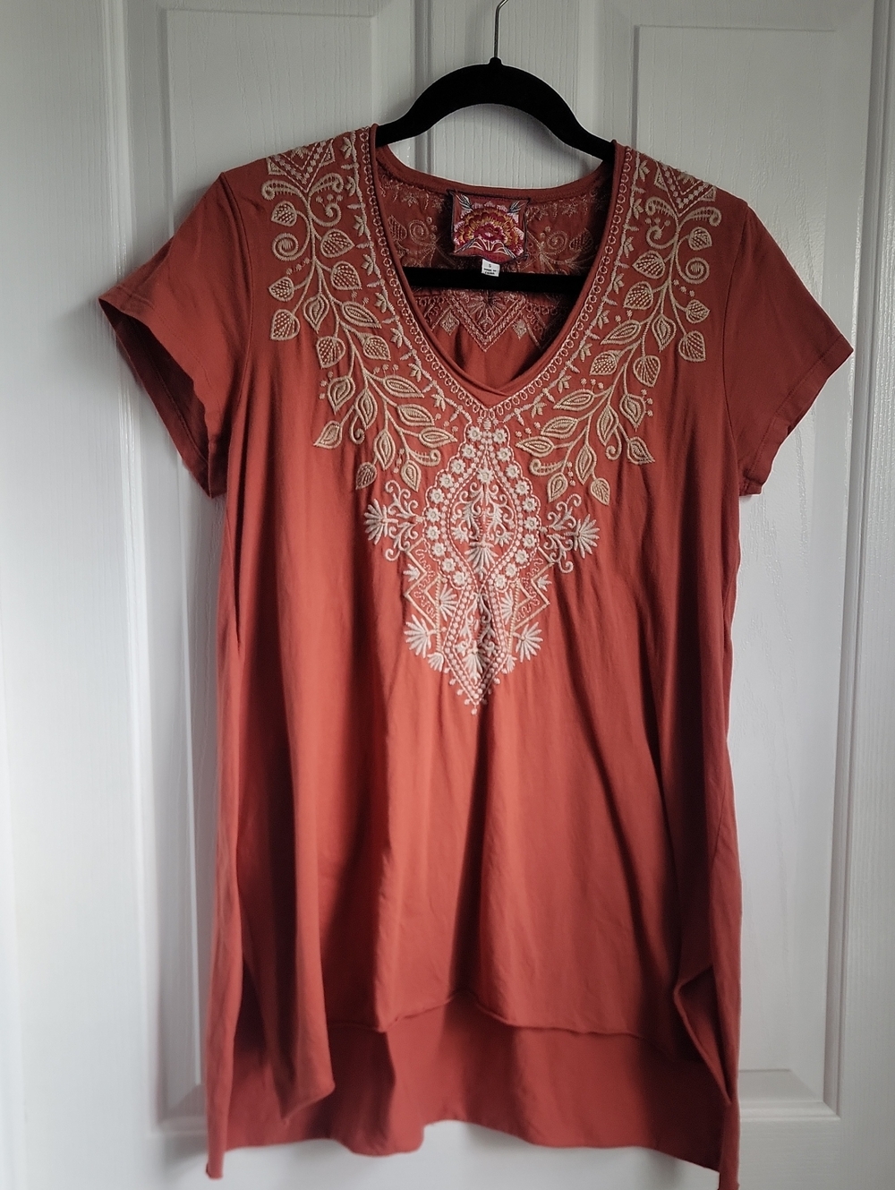 Johnny Was Women's Rust Embroidered V-Neck Top Shirt Tunic Small S